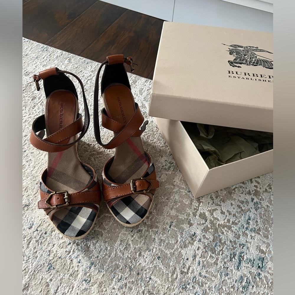 Burberry wedges